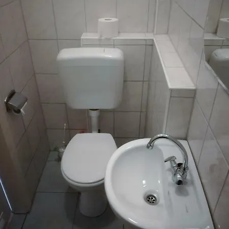 Untermuehle, Rothenbergerstr. 12 *