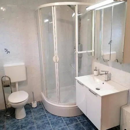 Untermuehle, Rothenbergerstr. 12 *